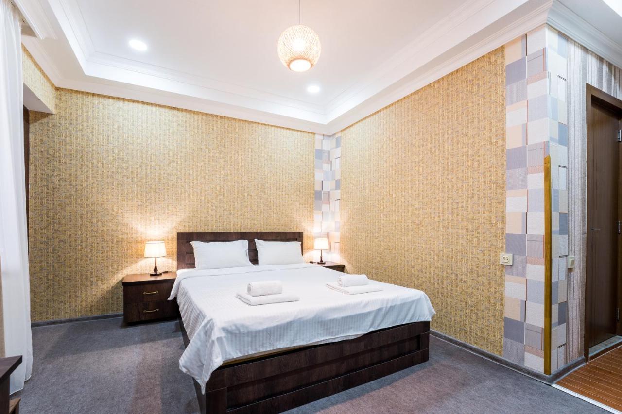 Hotel Georgian House à Koutaïssi Extérieur photo