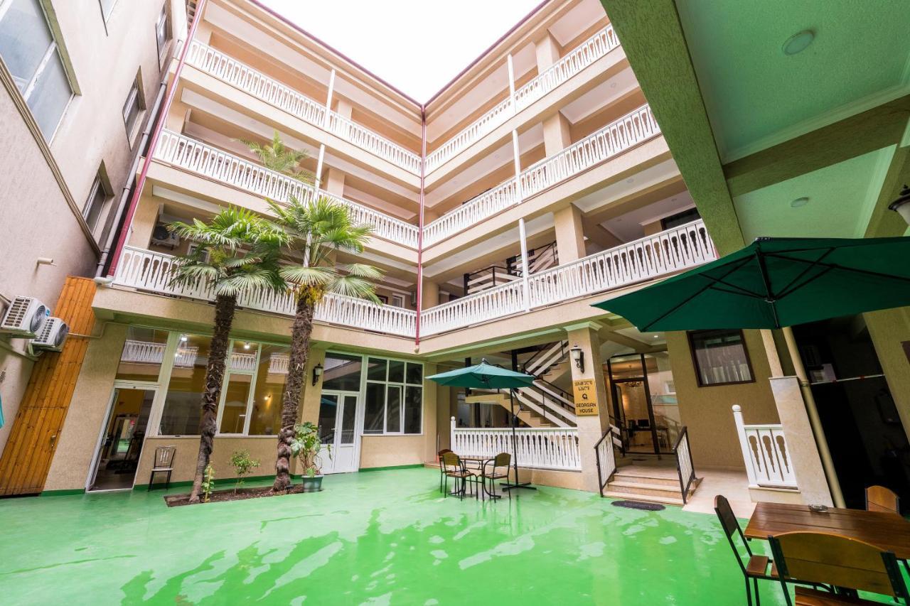 Hotel Georgian House à Koutaïssi Extérieur photo